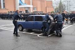 Показовий виступ викладачів кафедр спеціальної фізичної підготовки та тактико-спеціальної підготовки ДДУВС