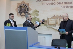 Віталію Глухувері вручили пам’ятну відзнаку НАВС