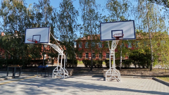 32