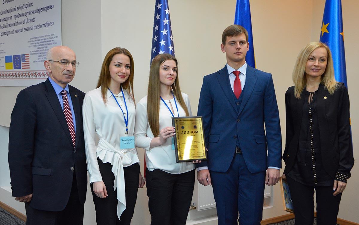 У Дніпропетровську пройшов Міжнародний студентський саміт