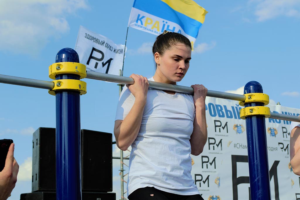 Абсолютною переможницею стала Олена Бурнос (ПС-443), II місце посіла Анастасія Чухрай (ПС-443), III – Ярослава Заєць (ПС-344).
