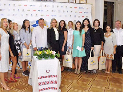 Українська молодь із понад 20-ти країн світу зібралася у Дніпрі на форум