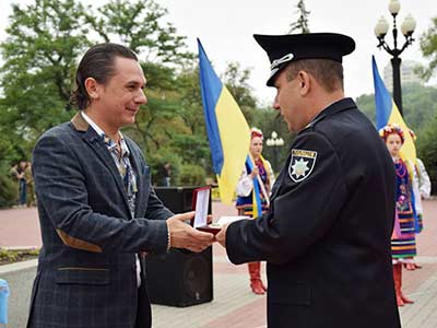 З нагоди Дня незалежності України колектив ДДУВС нагороджений