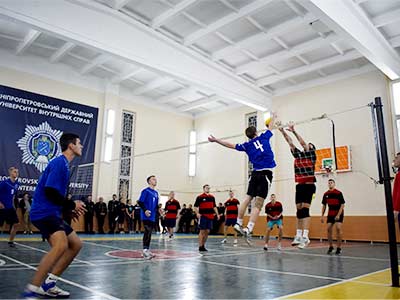 В університеті відбулися міжфакультетські змагання з волейболу