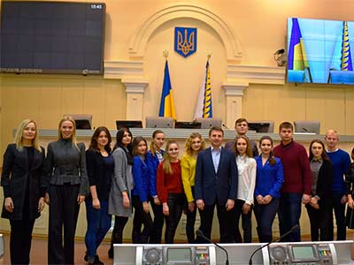 Студенти Дніпропетровського державного університету внутрішніх справ побували в обласній раді з ознайомчою екскурсією