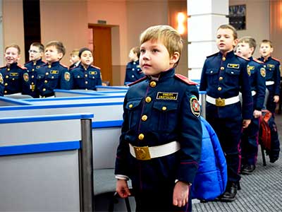 До Дніпропетровського державного університету внутрішніх справ завітали кадети