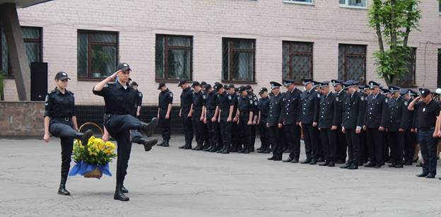  У Кривому Розі 135 новобранців поліції склали Присягу 