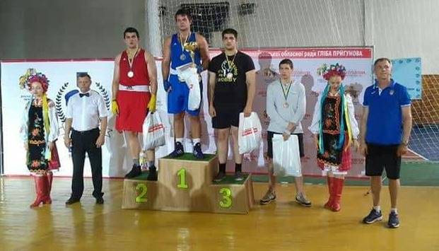 Золото та срібло – результат спортсменів ДДУВС на Чемпіонаті України з  боксу