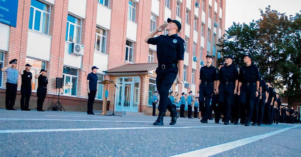Сьогодні у Дніпропетровському державному університеті внутрішніх справ відбулося офіційне закриття табірного збору.