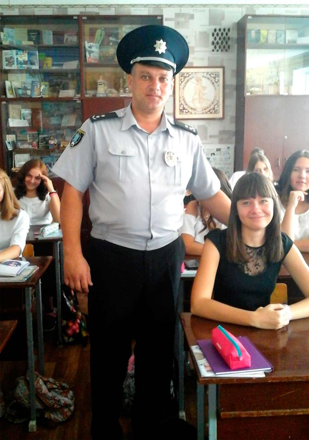«Академія поліції» в гостях у запорізьких школярів