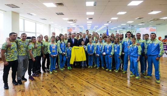 Президент Петро Порошенко привітав переможців та призерів ІІІ юнацьких Олімпійських ігор