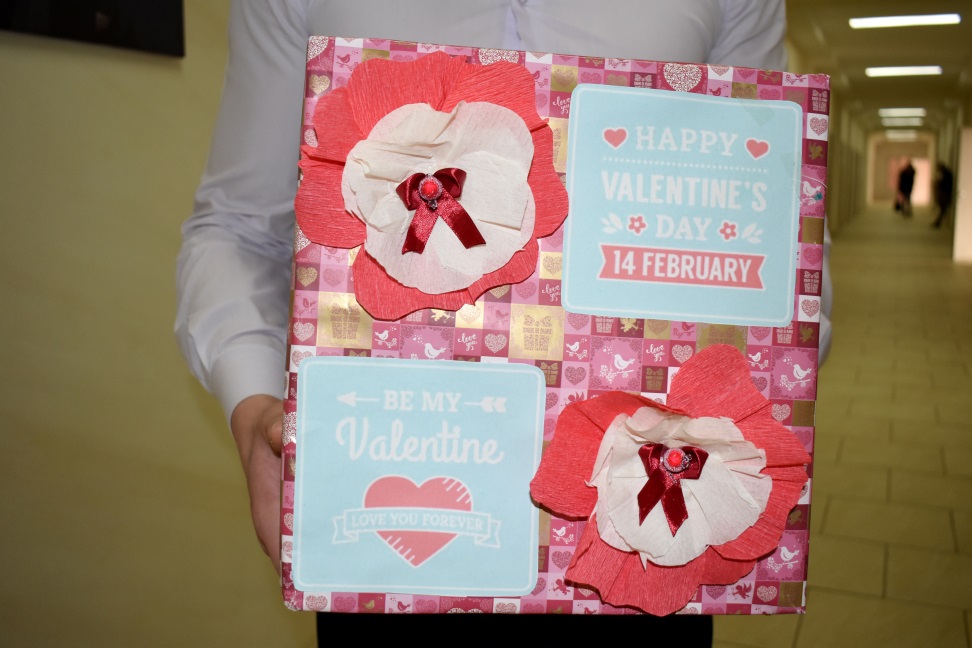 У День Святого Валентина у ДДУВС запрацювала «Пошта кохання»