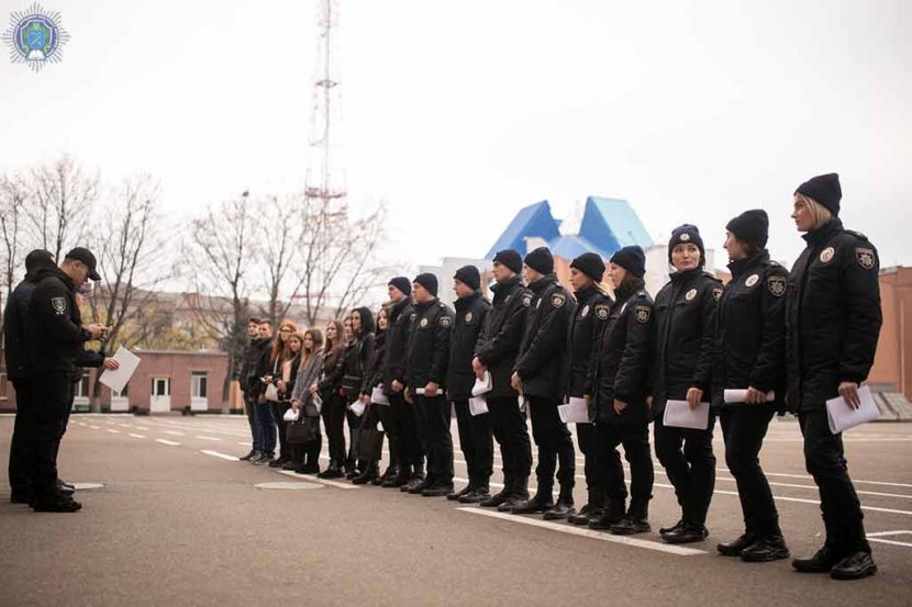 Здобувачі вищої освіти ДДУВС разом із поліцейськими піклуються про безпеку містян