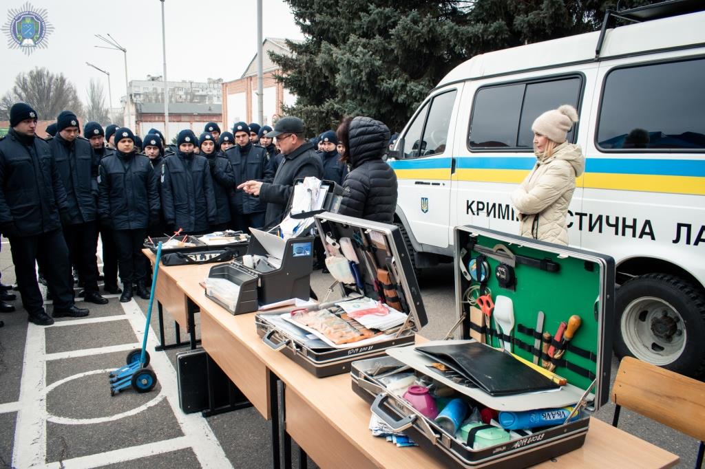 Експерти-криміналісти презентували у ДДУВС новації роботи криміналістичної лабораторії